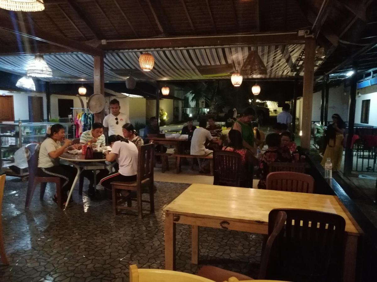 סיהאנוקוויל Pat Pat Guesthouse מראה חיצוני תמונה
